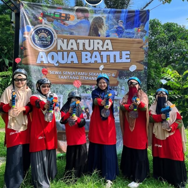Aqua Battle Bareng Majelis Taklim di Alam Sukabumi (1)