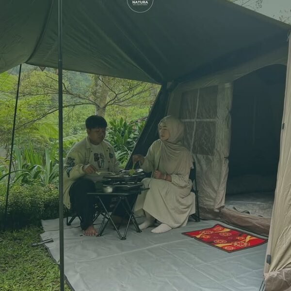 Camping Ground Bareng Pasangan Suami Istri di Alam Sukabumi (1)
