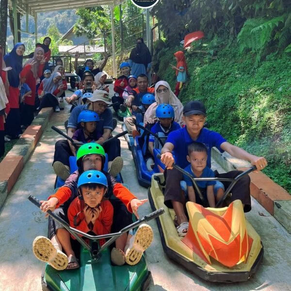Luge Gravity Liburan Seru Bareng Anak di Natura Sukabumi (1)